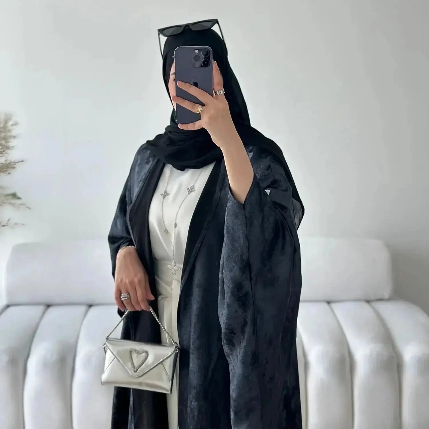 black abaya / L