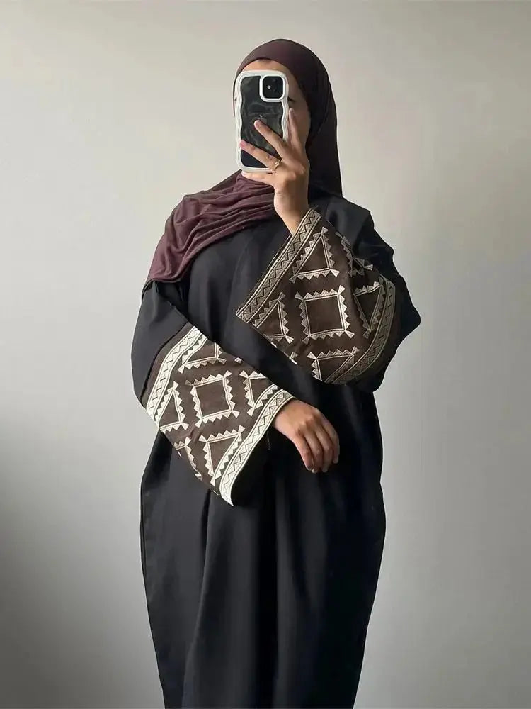 Eid Embroidery Kimono Abaya Dubai Luxury 2024 Islam Muslim Kaftan Modest Dresses Abayas for Women Robe Femme Musulmane Kebaya