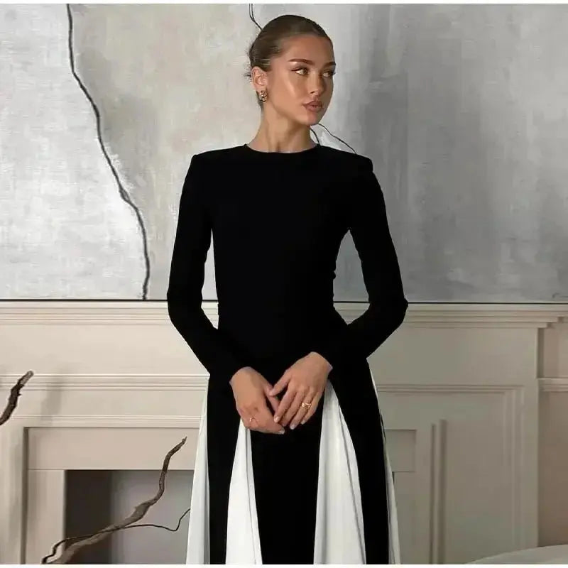 Elegant Black White Patchwork Maxi Dresses Women Fashion O-neck Long Sleeves Slim Dress New Female Evening Party Robes