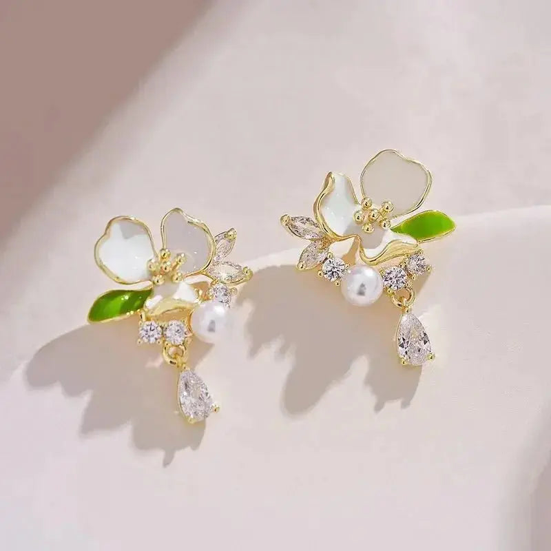 Korean Delicate Crystal Zircon Flower Pearl Stud Earrings For Women Elegant Temperament Wedding Earring Girls Fashion Jewelry