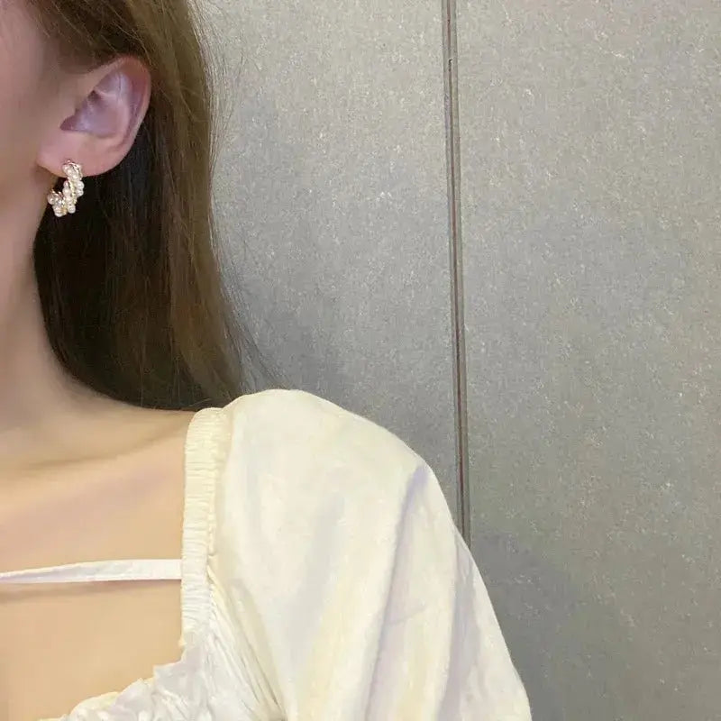 Refined Pearl Earrings 2022 for Women Trend Women Jewelry Earing Fashion Korean Delicate Pearl Woman Earrings