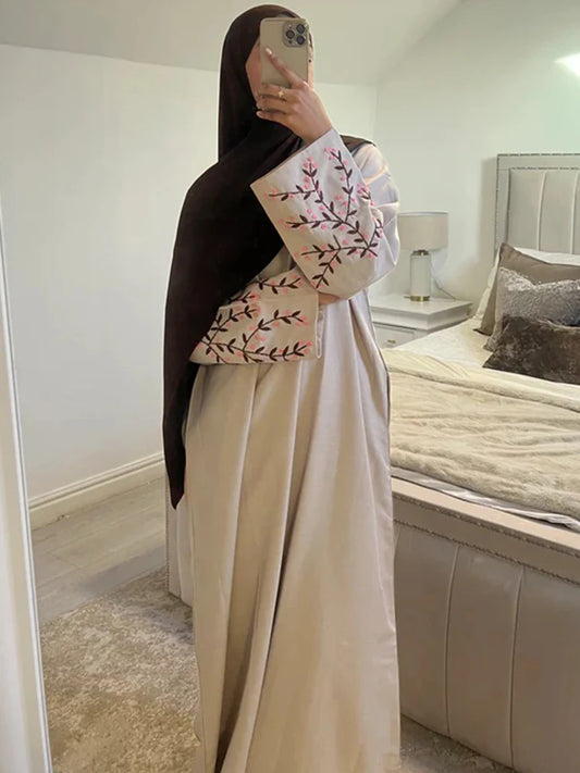 Floral Embroidery Muslim Dress for Women Eid Morocco Ramadan Lace-up Abayas Kaftan Islam Vestidos Largo Dubai Arab Long Robe