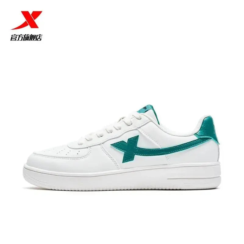 Xtep Air Force One board shoes men's shoes autumn casual shoes couple sneakers women's shoes versatile platform small white shoes