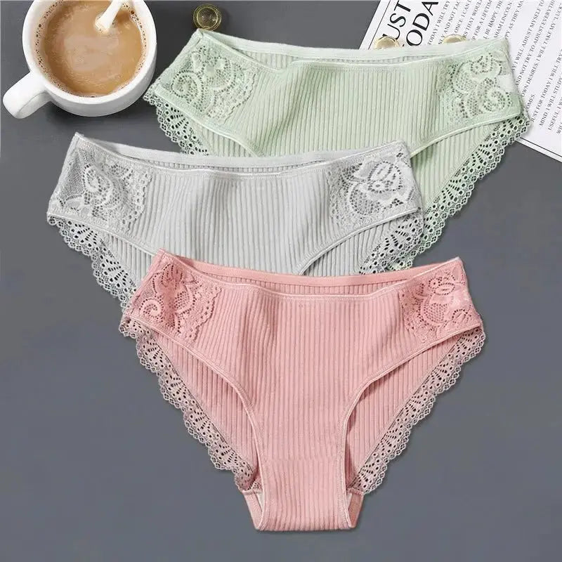 FINETOO 3Pcs/set Women Cotton Panties M-2XL Low-Rise Underwear Trendy Patchwork Lace Briefs Female Soft Underpants Lingerie 2022