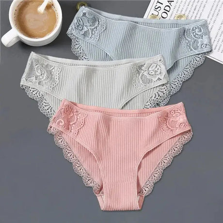 FINETOO 3Pcs/set Women Cotton Panties M-2XL Low-Rise Underwear Trendy Patchwork Lace Briefs Female Soft Underpants Lingerie 2022