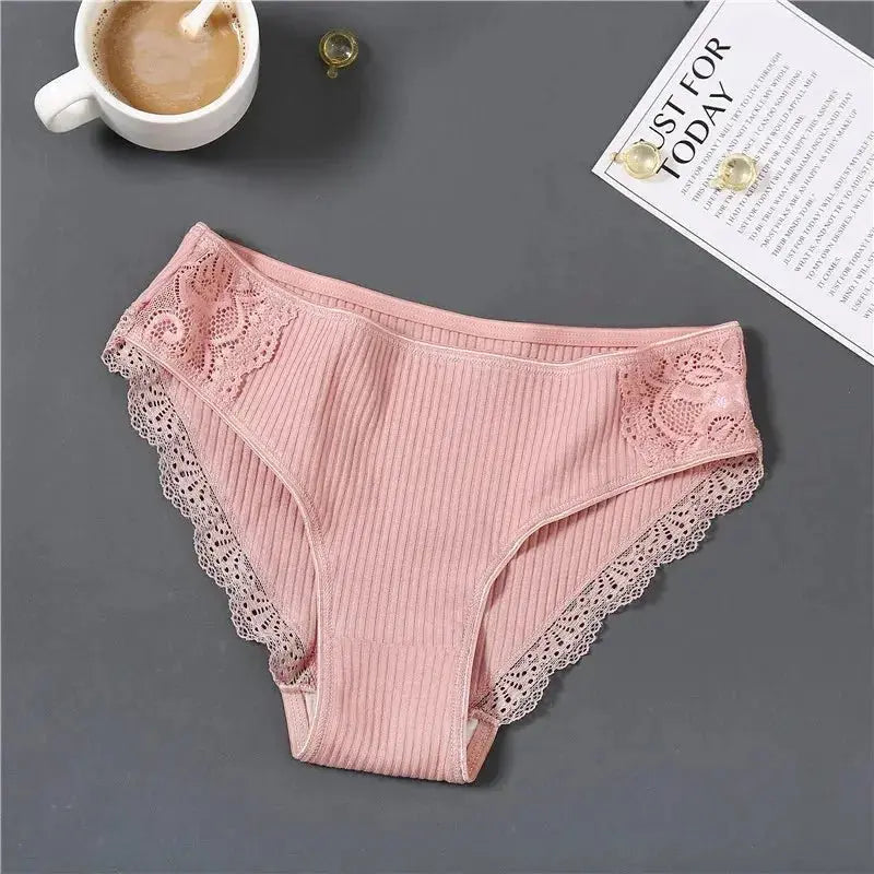 FINETOO 3Pcs/set Women Cotton Panties M-2XL Low-Rise Underwear Trendy Patchwork Lace Briefs Female Soft Underpants Lingerie 2022