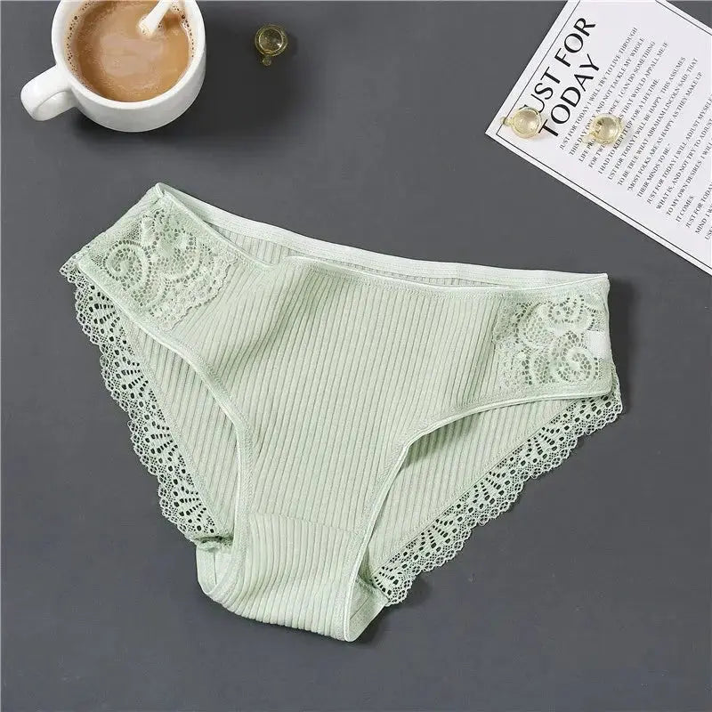 FINETOO 3Pcs/set Women Cotton Panties M-2XL Low-Rise Underwear Trendy Patchwork Lace Briefs Female Soft Underpants Lingerie 2022